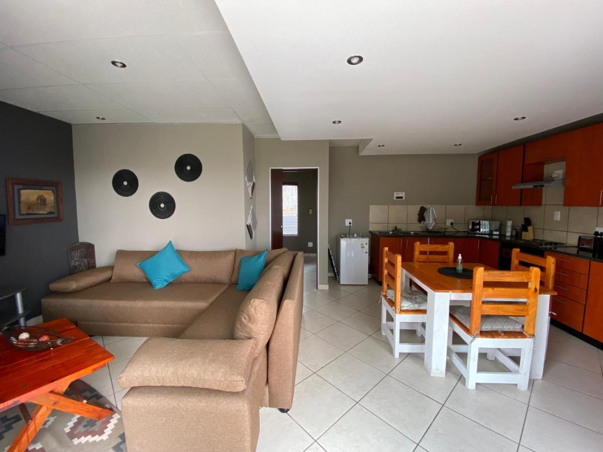 Glenvista Home With A View Joanesburgo Exterior foto